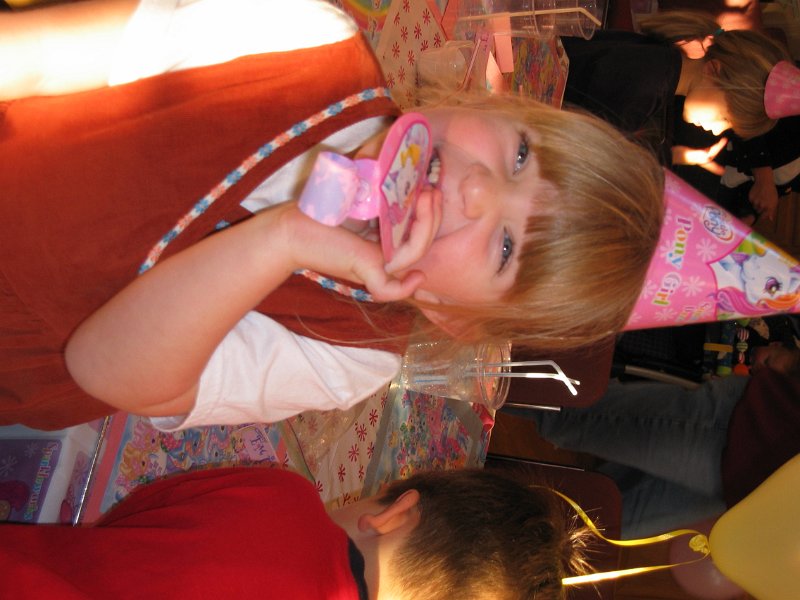 20041204 Jillian bday 35.JPG